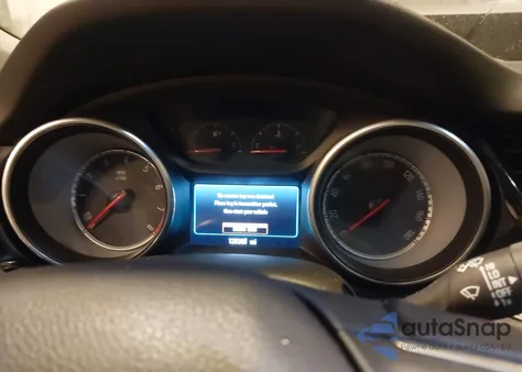 2018 Buick Regal Tourx Essence from USA, damaged, VIN W04GV8SX6J1109142